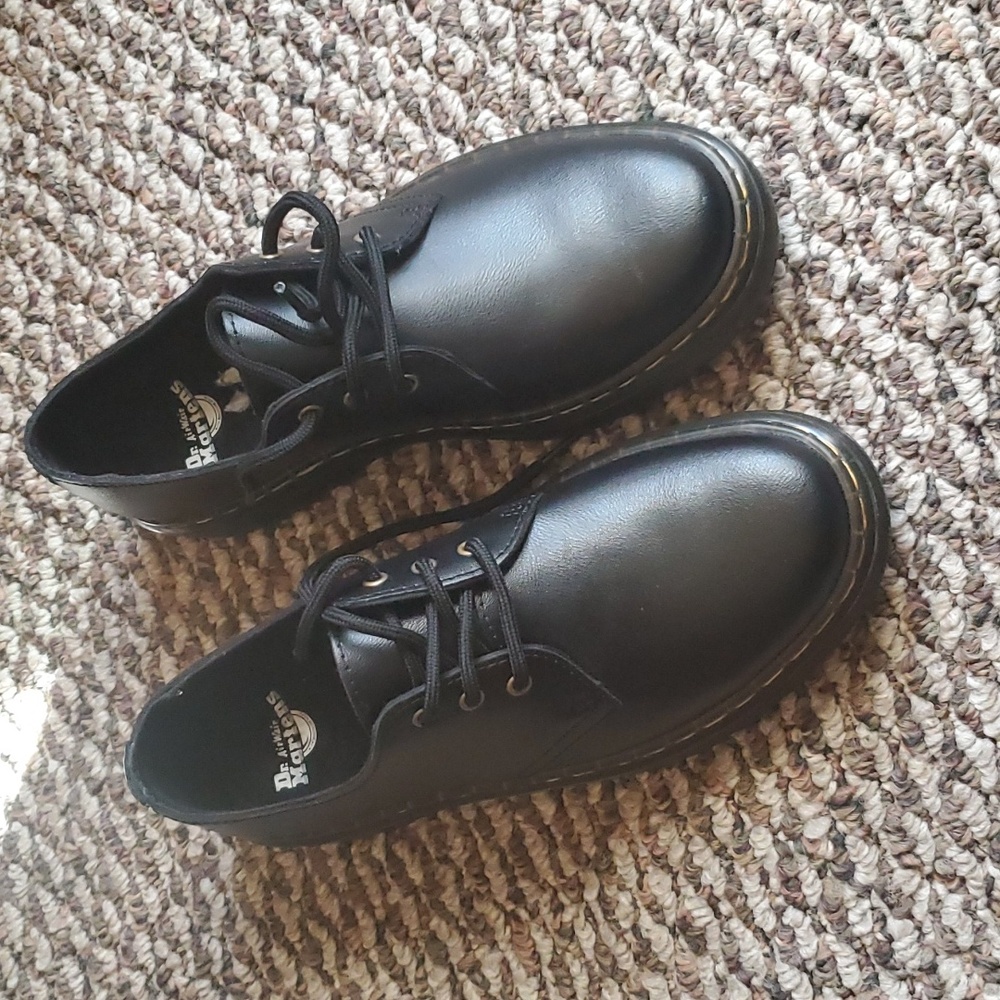 Dr Martens zavala lo Oxford